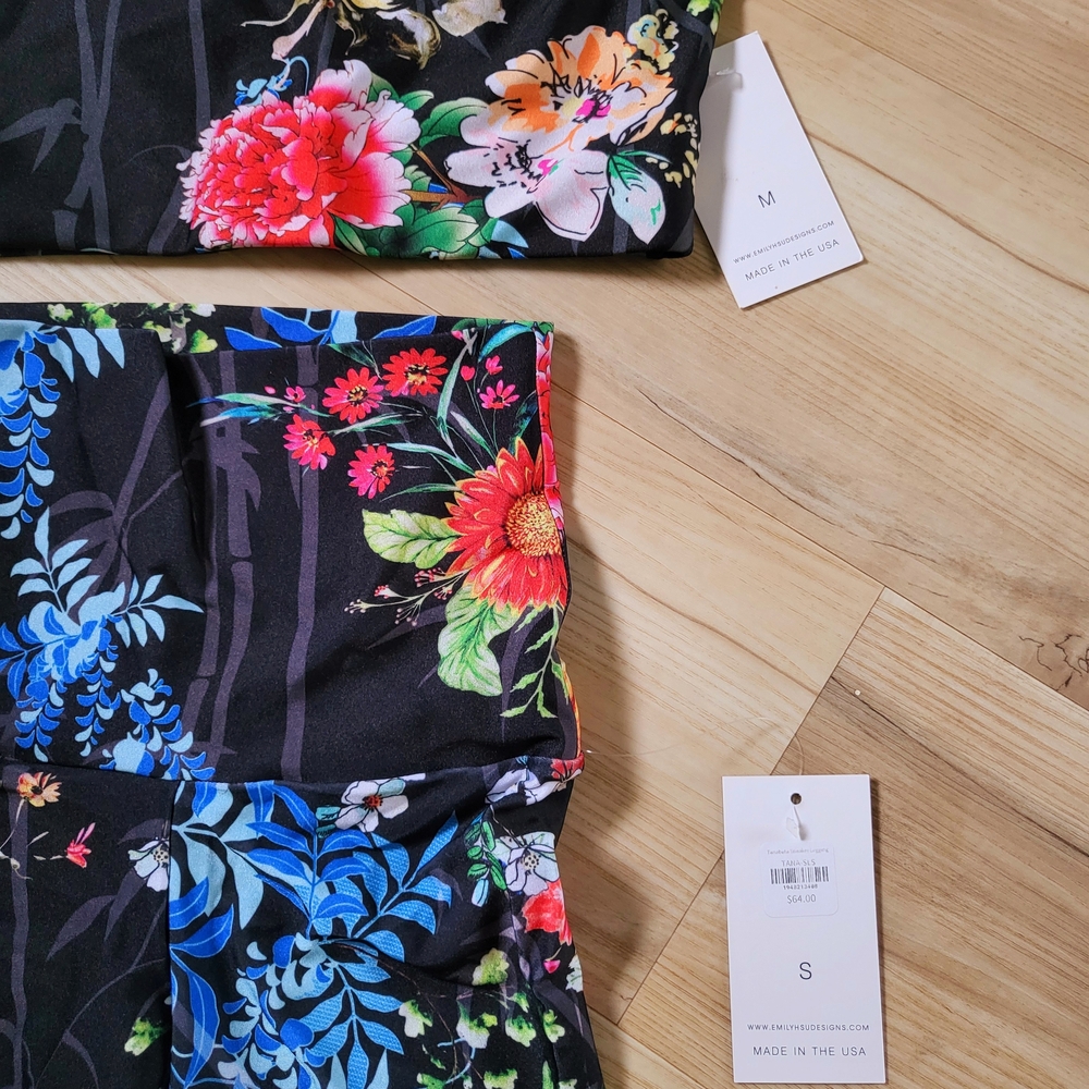 Emily Hsu Black Floral Active Leggings and Crop Top Set - Multicolor Floral - Picture 2 of 2